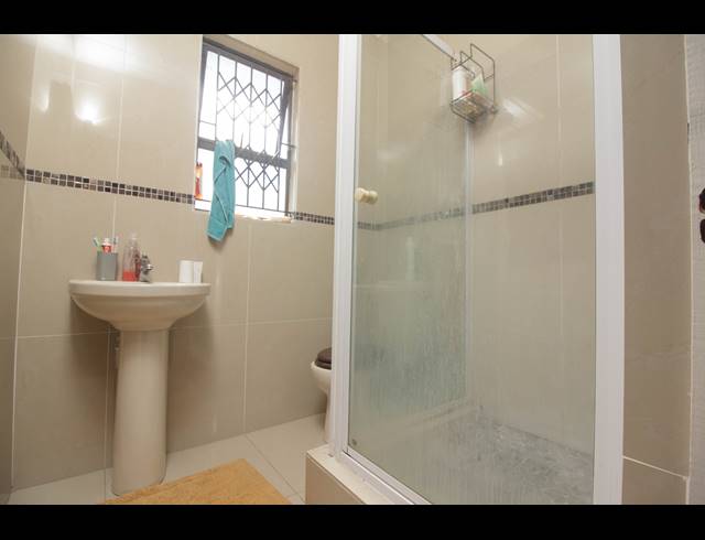 4 BEDROOM HOUSE FOR SALE IN SHALLCROSS